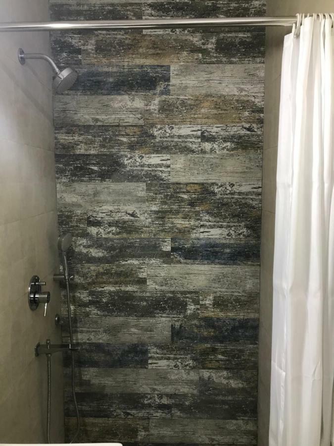 Tatvamasi Homestay New Delhi Bagian luar foto